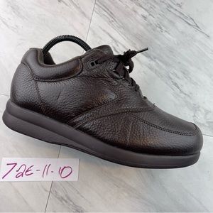 •P.W. Minor Woman’s Orthopedic Shoes Leisure Time Size 7 (2W) / Width 2E Wide